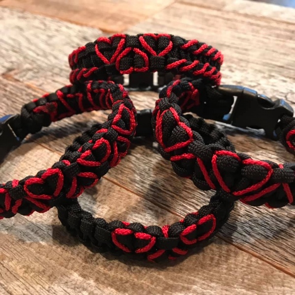 Friendship Bracelets 2 for $10 | Paracord Projects By